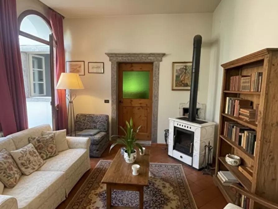 Immagine 2 di Appartamento in vendita  in via montebello a Dro