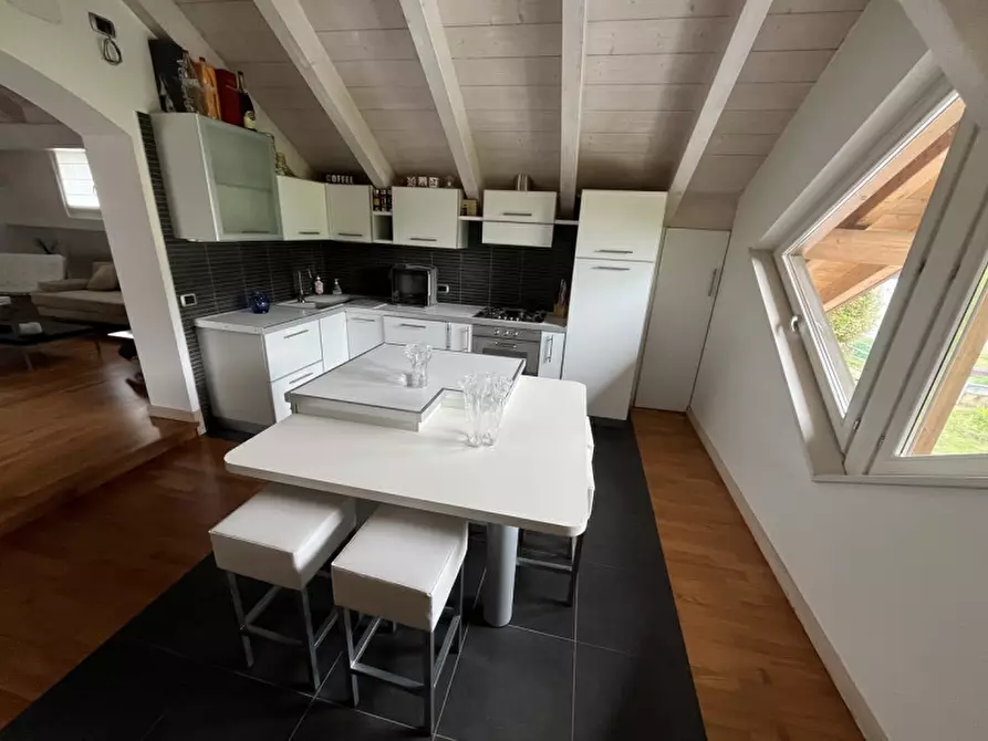 Immagine 9 di Villa in vendita  in Via Vittorio de Riccabona a Trento