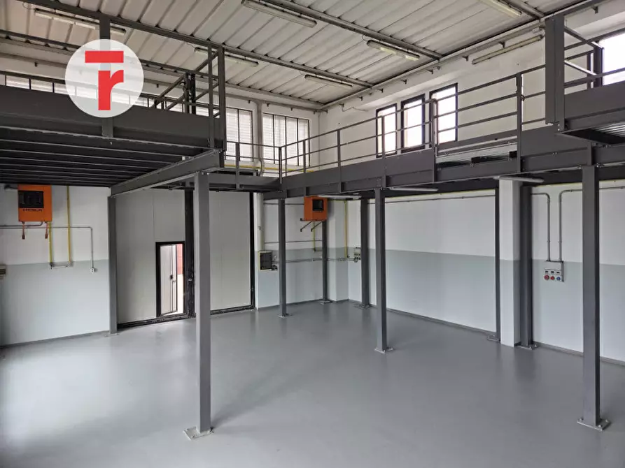 Immagine 7 di Capannone industriale in affitto  in Strada del Santo a Cadoneghe