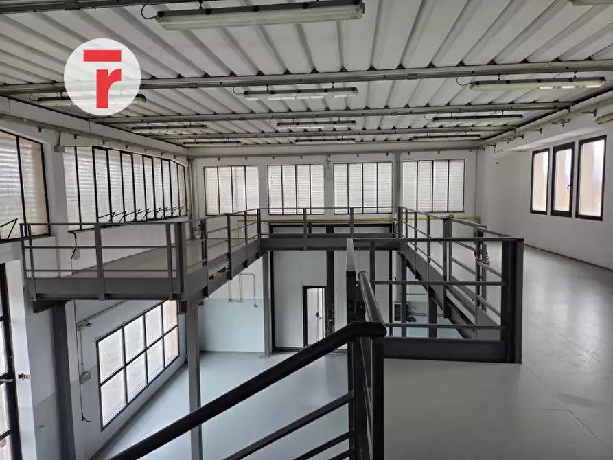 Immagine 9 di Capannone industriale in affitto  in Strada del Santo a Cadoneghe