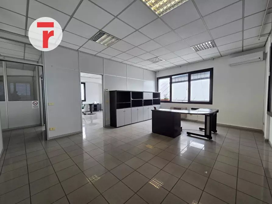 Immagine 11 di Capannone industriale in affitto  in Strada del Santo a Cadoneghe