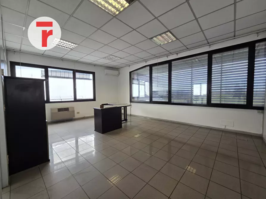 Immagine 14 di Capannone industriale in affitto  in Strada del Santo a Cadoneghe