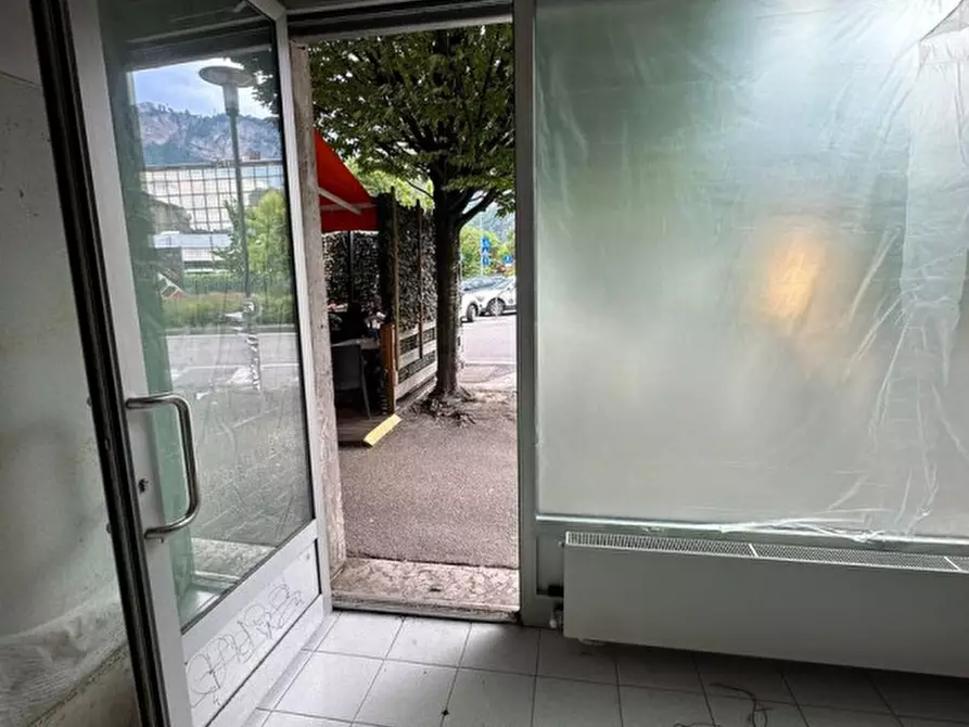 Immagine 3 di Attività commerciale in vendita  in VIA GIUSTI a Trento