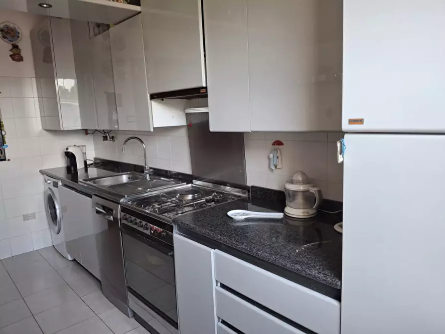 Immagine 3 di Appartamento in vendita  in Via Roberto da Sanseverino a Trento