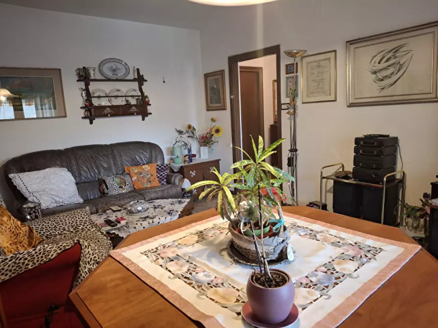 Immagine 7 di Appartamento in vendita  in Via Roberto da Sanseverino a Trento