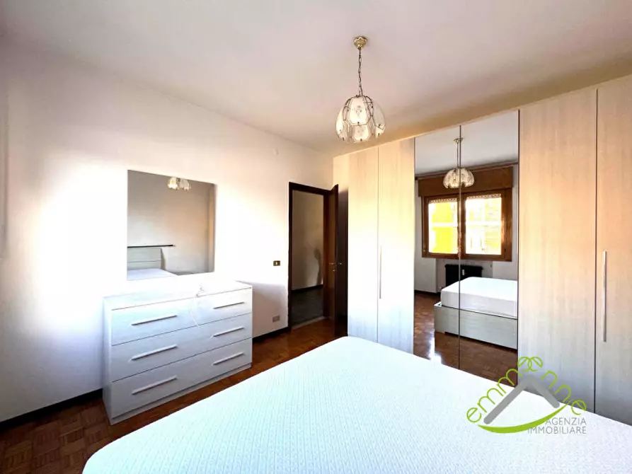 Immagine 7 di Appartamento in vendita  in Via Giosuè Carducci a Stra