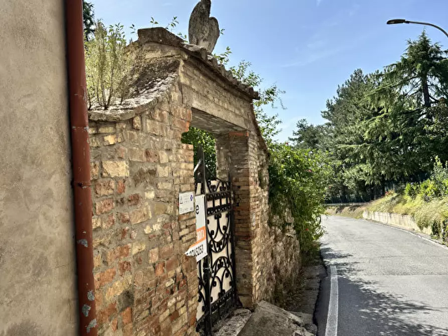 Immagine 6 di Rustico / casale in vendita  a Perugia