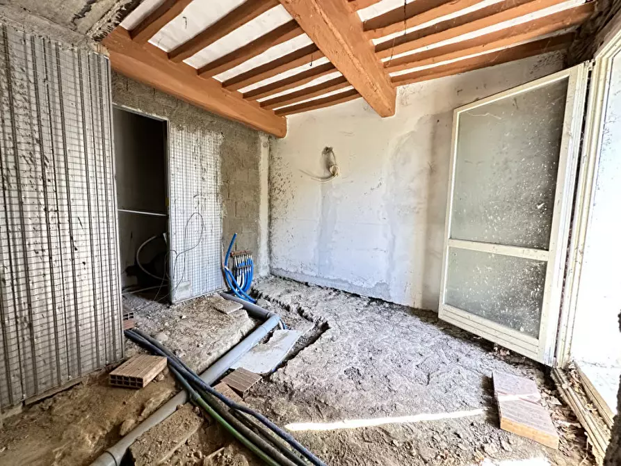 Immagine 15 di Rustico / casale in vendita  a Perugia