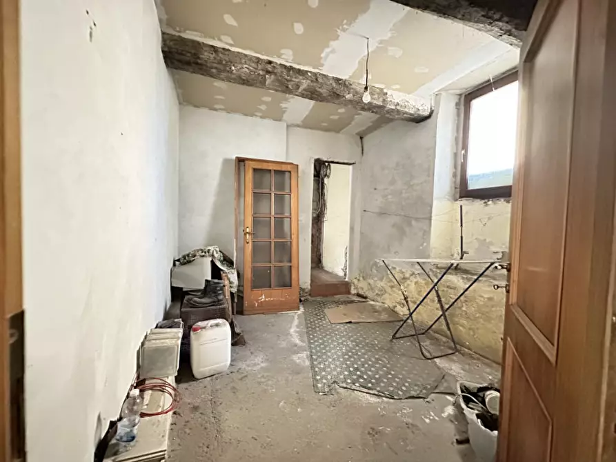 Immagine 21 di Rustico / casale in vendita  a Perugia