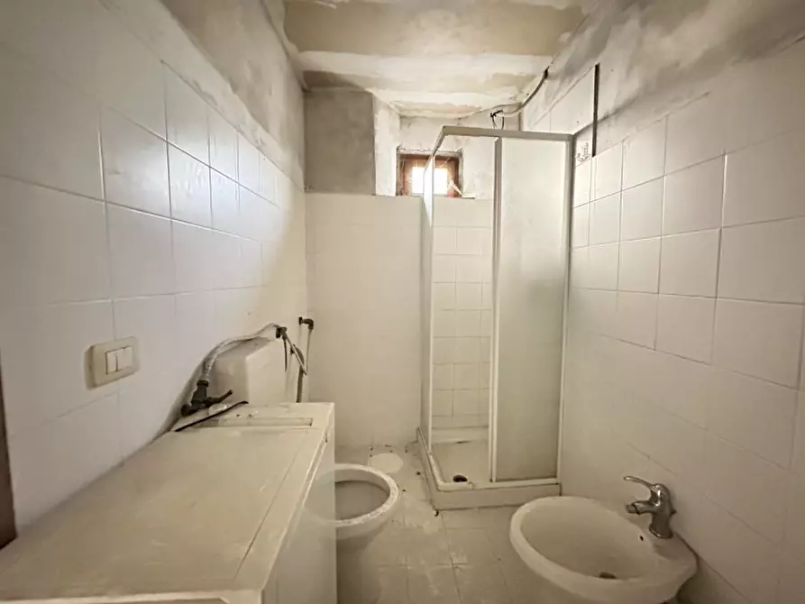 Immagine 22 di Rustico / casale in vendita  a Perugia