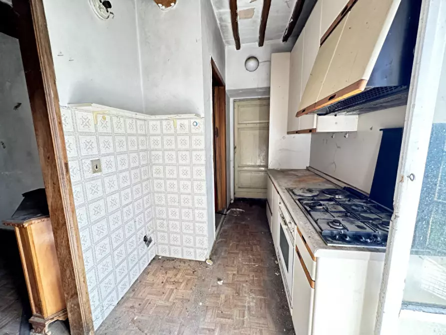 Immagine 25 di Rustico / casale in vendita  a Perugia