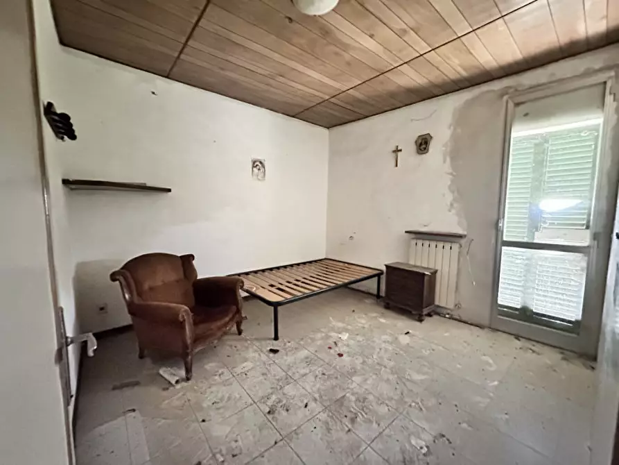 Immagine 36 di Rustico / casale in vendita  a Perugia