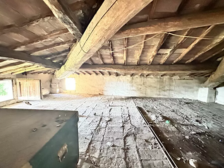 Immagine 40 di Rustico / casale in vendita  a Perugia