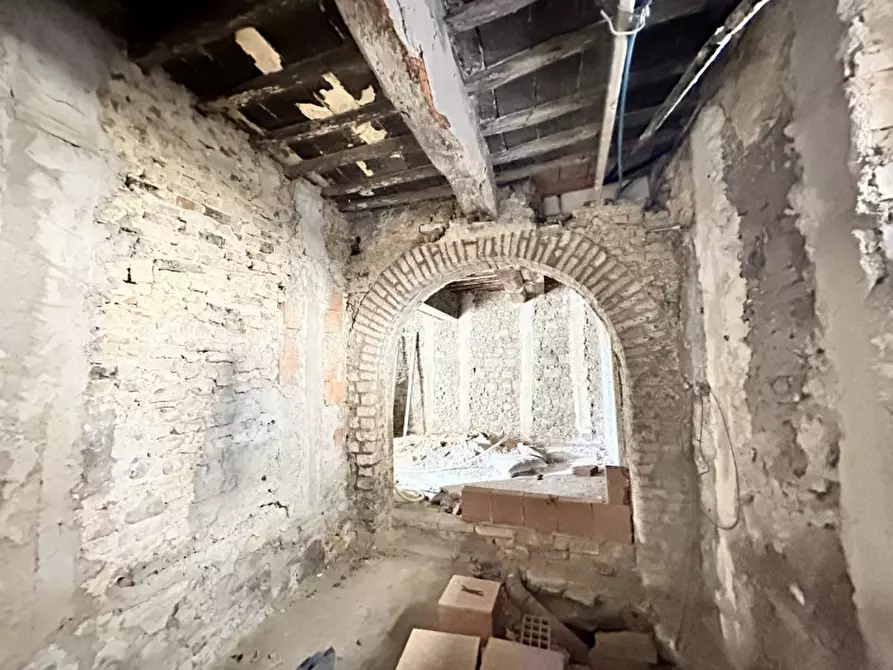 Immagine 45 di Rustico / casale in vendita  a Perugia