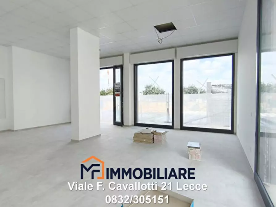Immagine 3 di Negozio in affitto  in Via Gino De Sanctis a Lecce