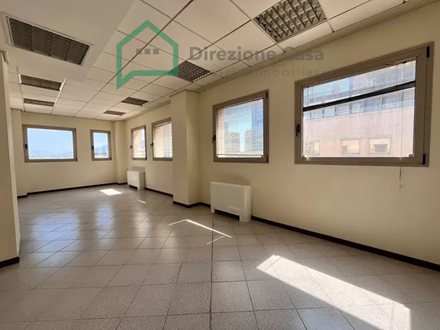 Immagine 2 di Ufficio in affitto  in CENTRO DIREZIONALE a Napoli