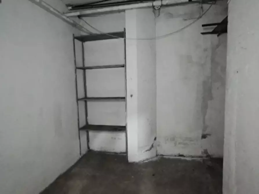 Immagine 7 di Magazzino in vendita  in Largo Nino Franchellucci 85 a Roma