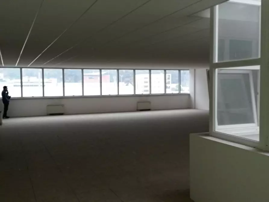 Immagine 2 di Ufficio in vendita  in Via Luigi Negrelli - Luigi-Negrelli-Straße a Bolzano