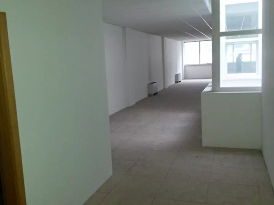 Immagine 3 di Ufficio in vendita  in Via Luigi Negrelli - Luigi-Negrelli-Straße a Bolzano