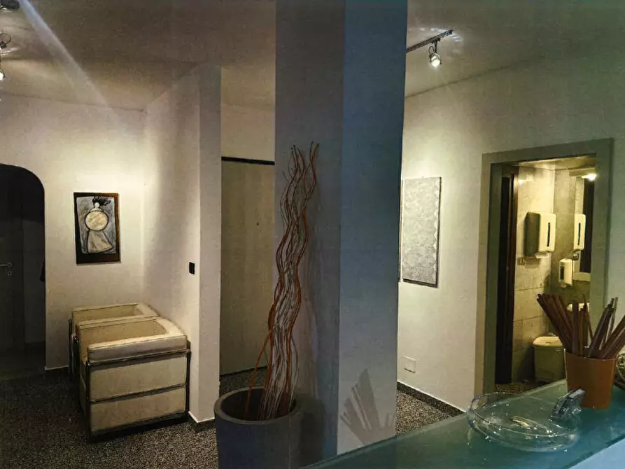 Immagine 3 di Ufficio in vendita  in Via della Mendola - Alte Mendelstraße a Bolzano