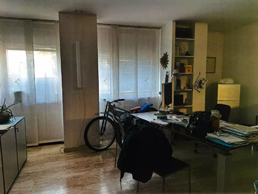 Immagine 6 di Ufficio in vendita  in Via della Mendola - Alte Mendelstraße a Bolzano