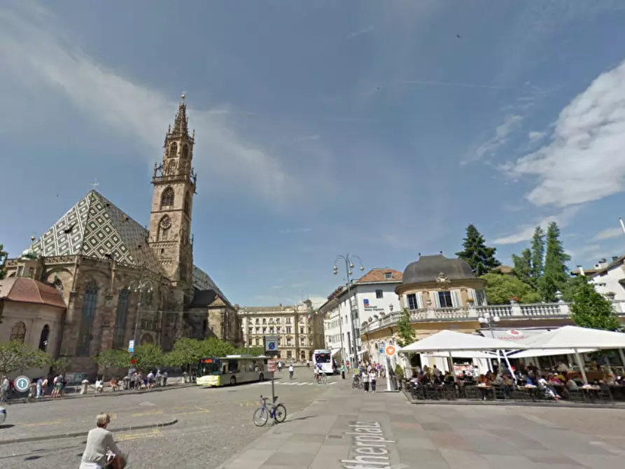 Immagine 11 di Ufficio in vendita  in Via della Mendola - Alte Mendelstraße a Bolzano