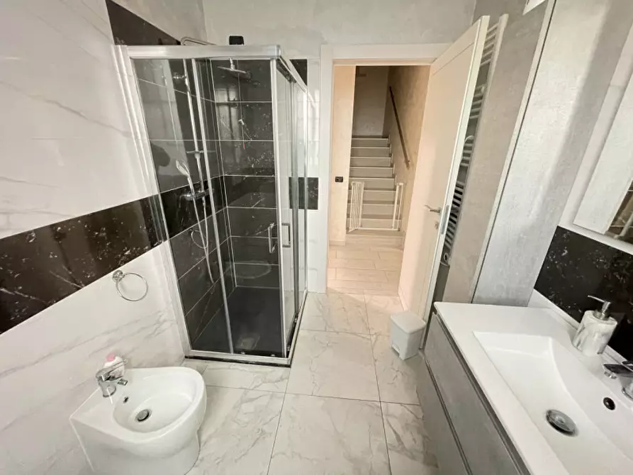 Immagine 14 di Villetta a schiera in vendita  a Suzzara