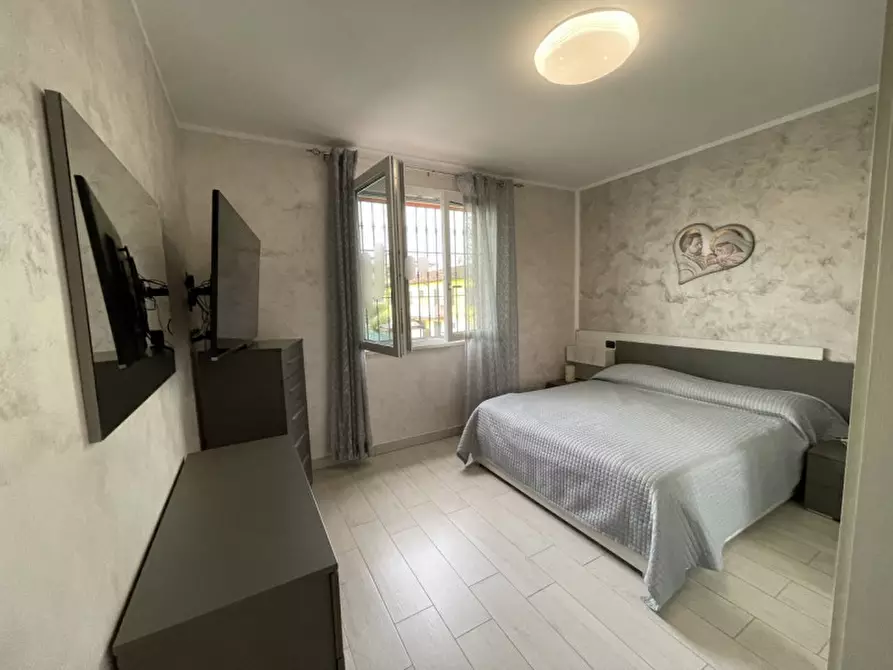 Immagine 25 di Villetta a schiera in vendita  a Suzzara