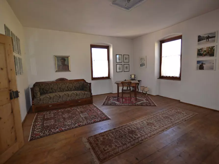 Immagine 2 di Appartamento in vendita  a Romeno