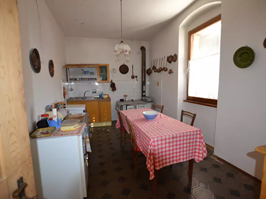 Immagine 8 di Appartamento in vendita  a Romeno