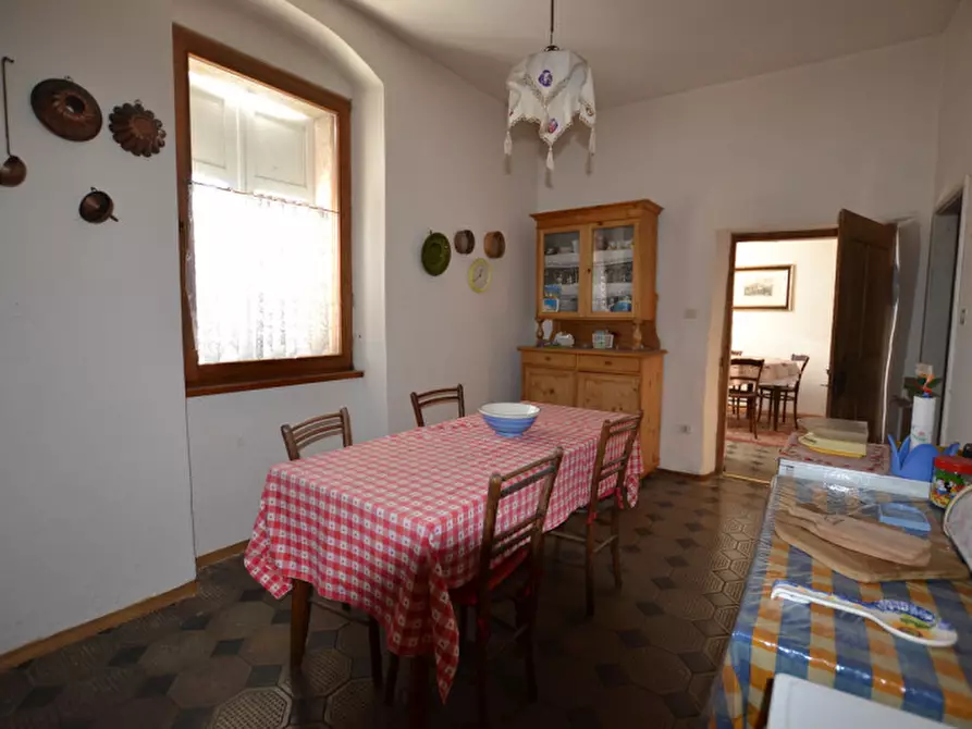 Immagine 9 di Appartamento in vendita  a Romeno