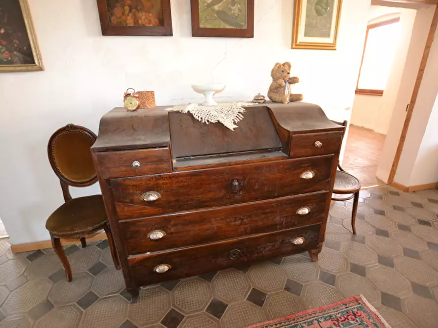 Immagine 10 di Appartamento in vendita  a Romeno