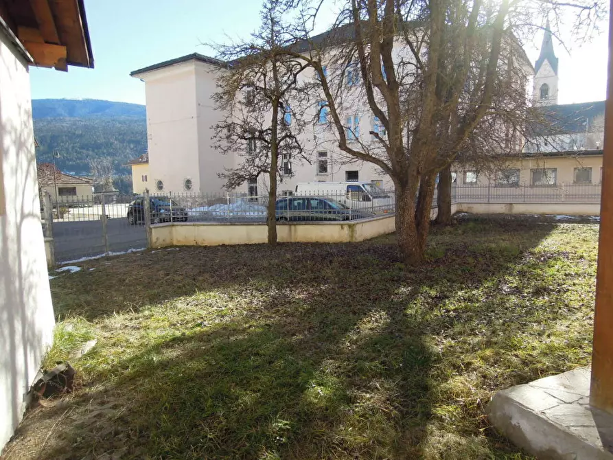 Immagine 17 di Appartamento in vendita  a Romeno