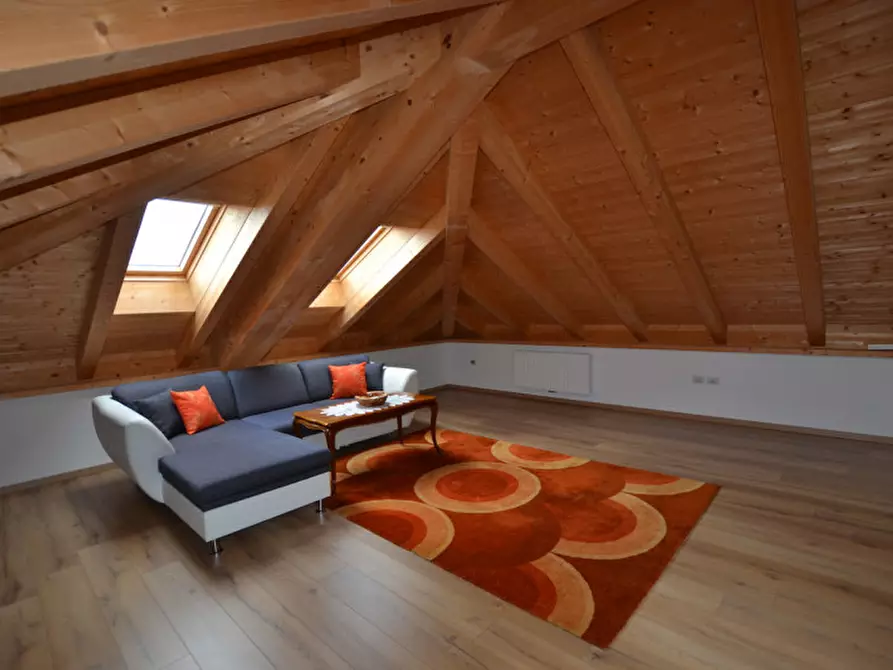 Immagine 3 di Casa indipendente in vendita  a Amblar-Don