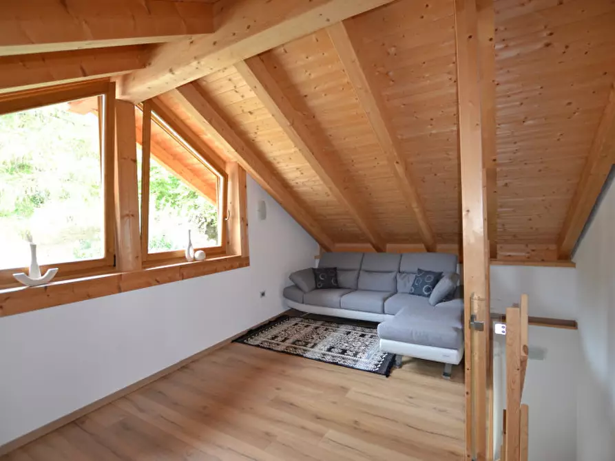 Immagine 5 di Casa indipendente in vendita  a Amblar-Don