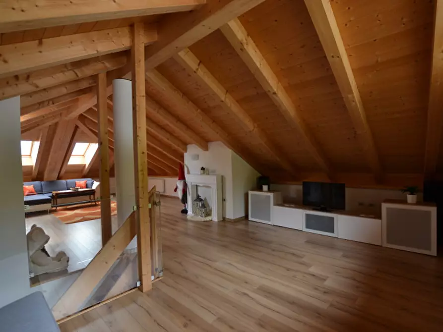 Immagine 6 di Casa indipendente in vendita  a Amblar-Don