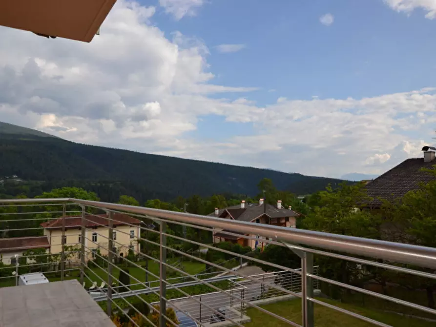 Immagine 2 di Appartamento in vendita  a Romeno