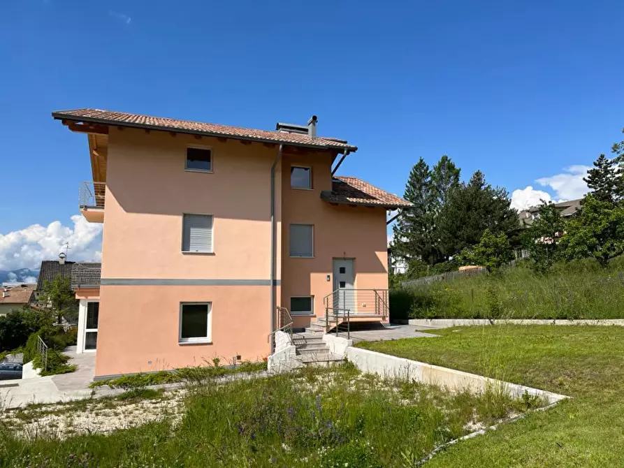 Immagine 11 di Appartamento in vendita  a Romeno