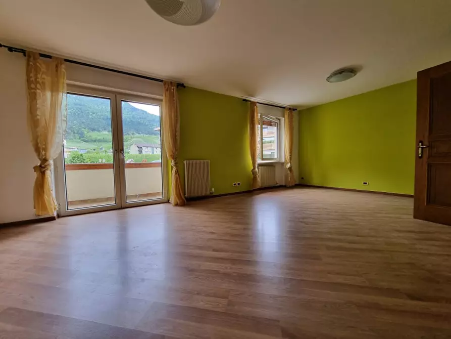 Immagine 1 di Appartamento in vendita  a Cles