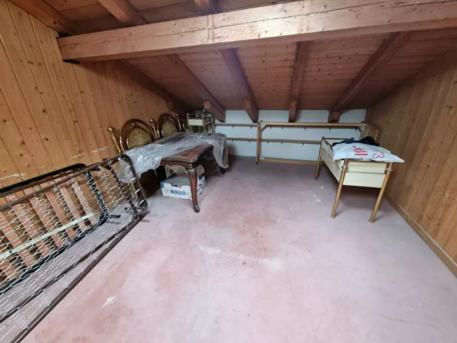 Immagine 17 di Appartamento in vendita  a Cles