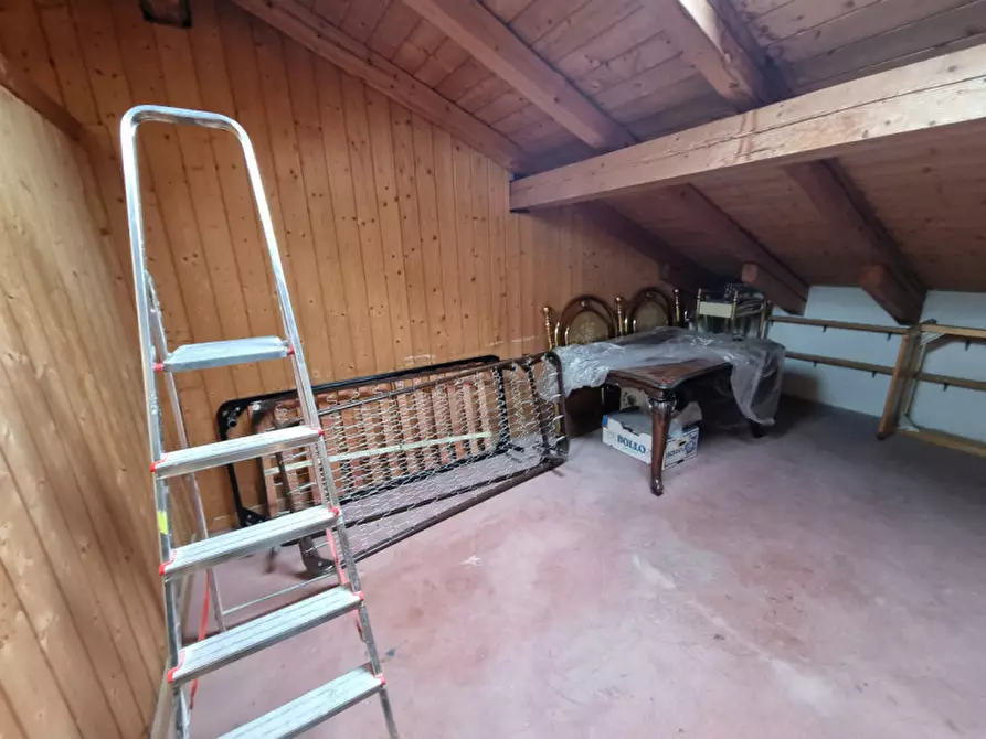 Immagine 18 di Appartamento in vendita  a Cles