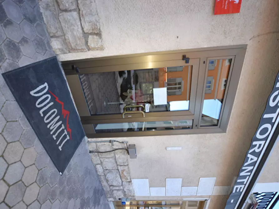 Immagine 3 di Attività commerciale in vendita  a Cavareno
