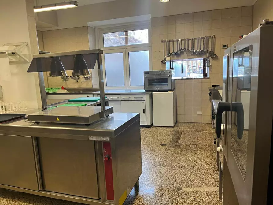 Immagine 14 di Attività commerciale in vendita  a Cavareno