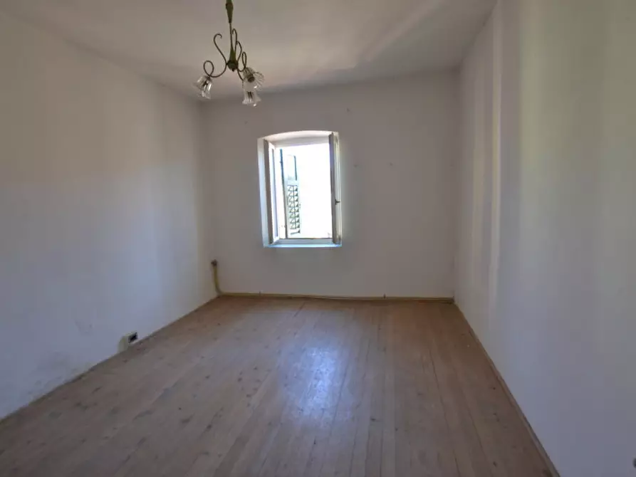 Immagine 6 di Appartamento in vendita  a Romeno