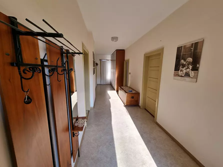 Immagine 13 di Appartamento in vendita  a Borgo D'anaunia