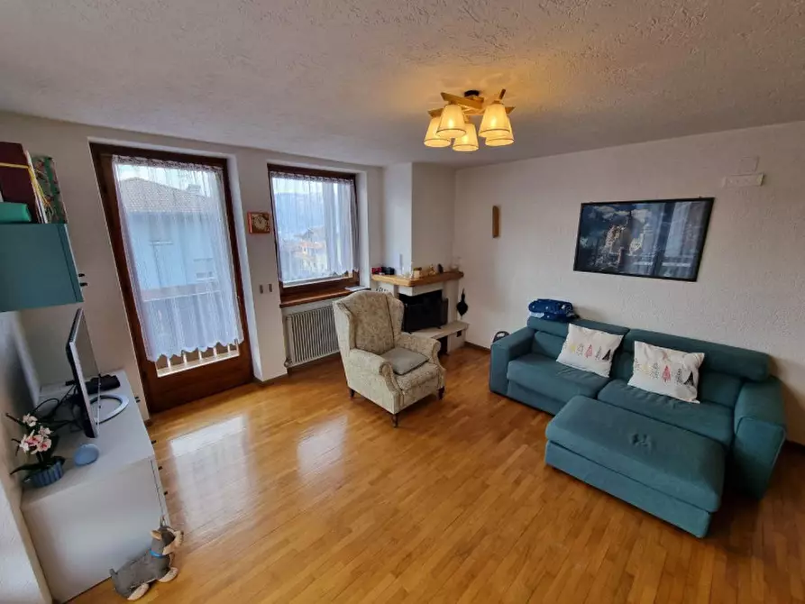 Immagine 5 di Appartamento in vendita  a Romeno