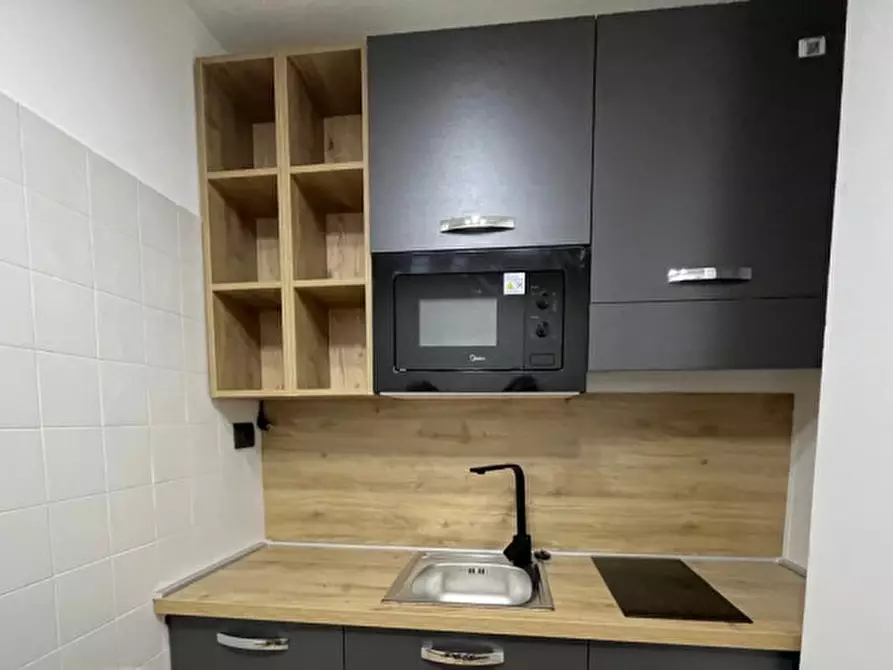 Immagine 4 di Monolocale in vendita  a Ronzone