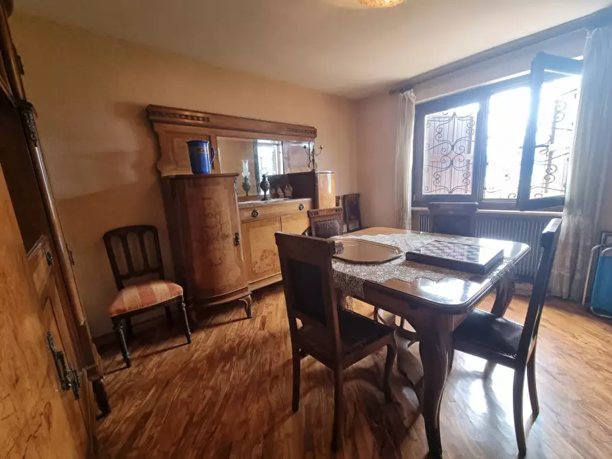 Immagine 7 di Villa in vendita  a Amblar-Don