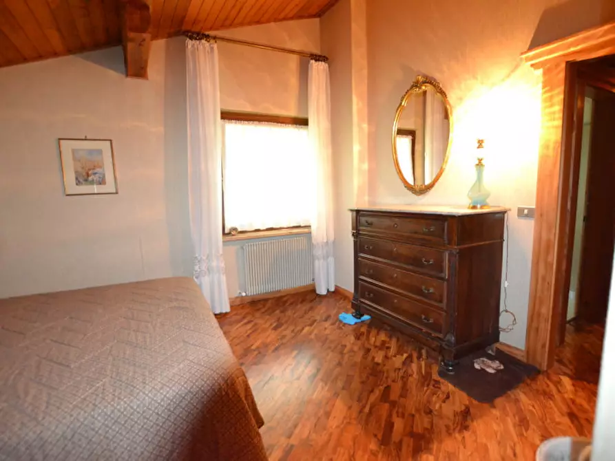 Immagine 16 di Villa in vendita  a Amblar-Don