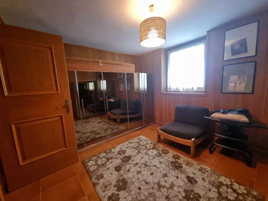 Immagine 21 di Villa in vendita  a Amblar-Don